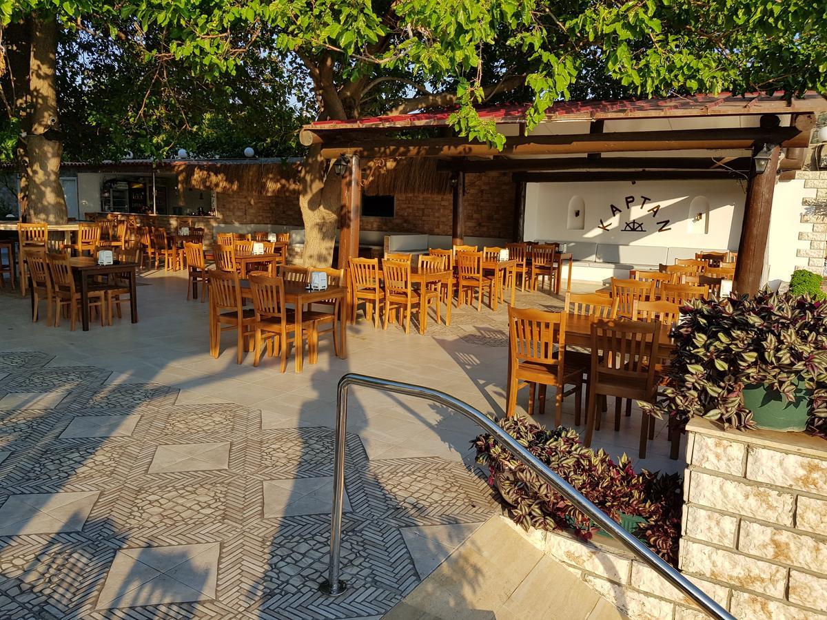 Kaptan Hotel Голтуркбуку Екстериор снимка