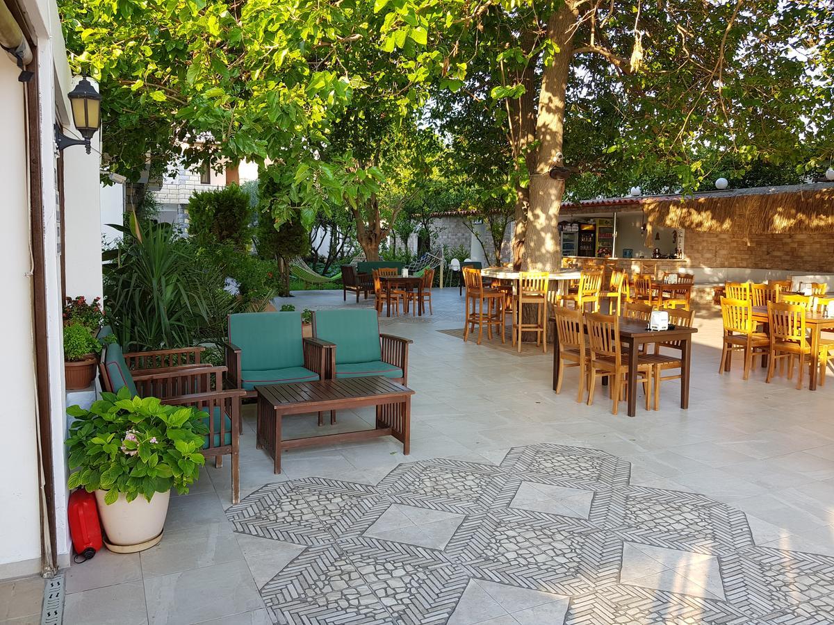 Kaptan Hotel Голтуркбуку Екстериор снимка
