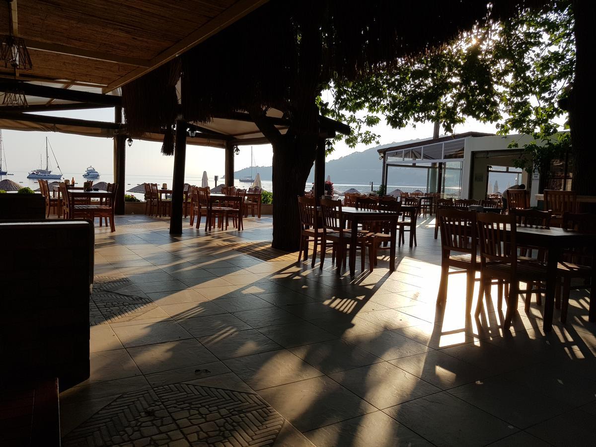 Kaptan Hotel Голтуркбуку Екстериор снимка